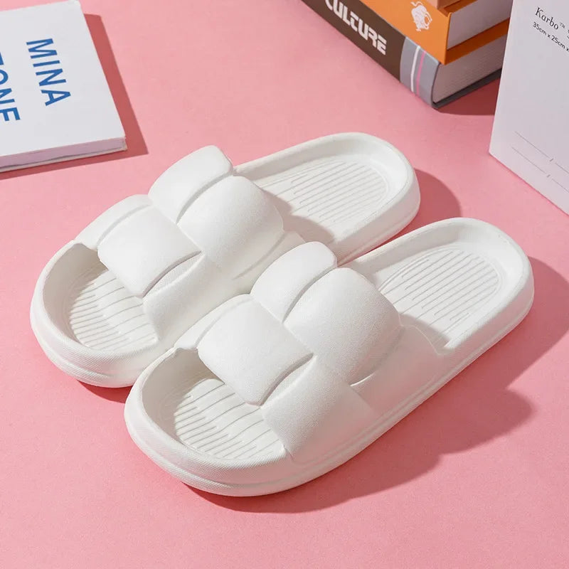 2025 New Summer Soft Shoes Cloud Slippers Indoor Mute Bathroom Anti-slip Slide Eva Beach Flip Flops Men Ladies Leisure Sandals