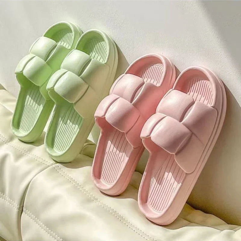 2025 New Summer Soft Shoes Cloud Slippers Indoor Mute Bathroom Anti-slip Slide Eva Beach Flip Flops Men Ladies Leisure Sandals