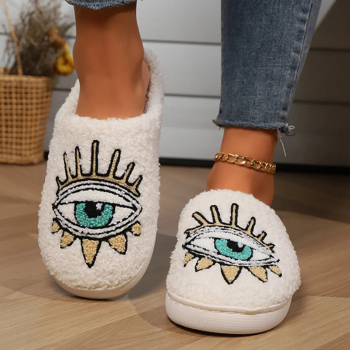 Ladies' Halloween Eye of Rights Cartoon Slippers for Home with Thick Velvet and Personalized Slippers