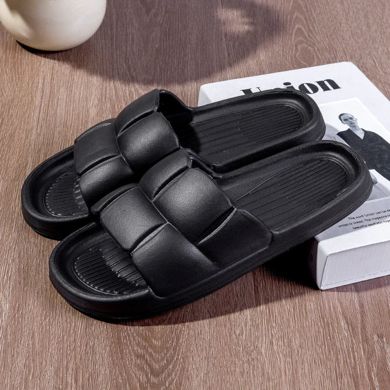 2025 New Summer Soft Shoes Cloud Slippers Indoor Mute Bathroom Anti-slip Slide Eva Beach Flip Flops Men Ladies Leisure Sandals