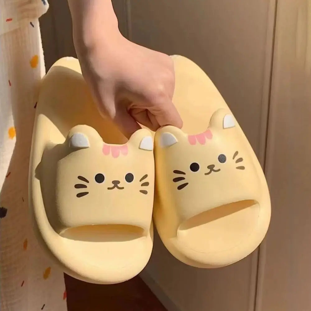 Lovely Cartoon Cat Pig Slippers Cute Anti-slip Kawaii Slippers Women Soft Sole Beachwear Shoes Slides Sandals Ladies