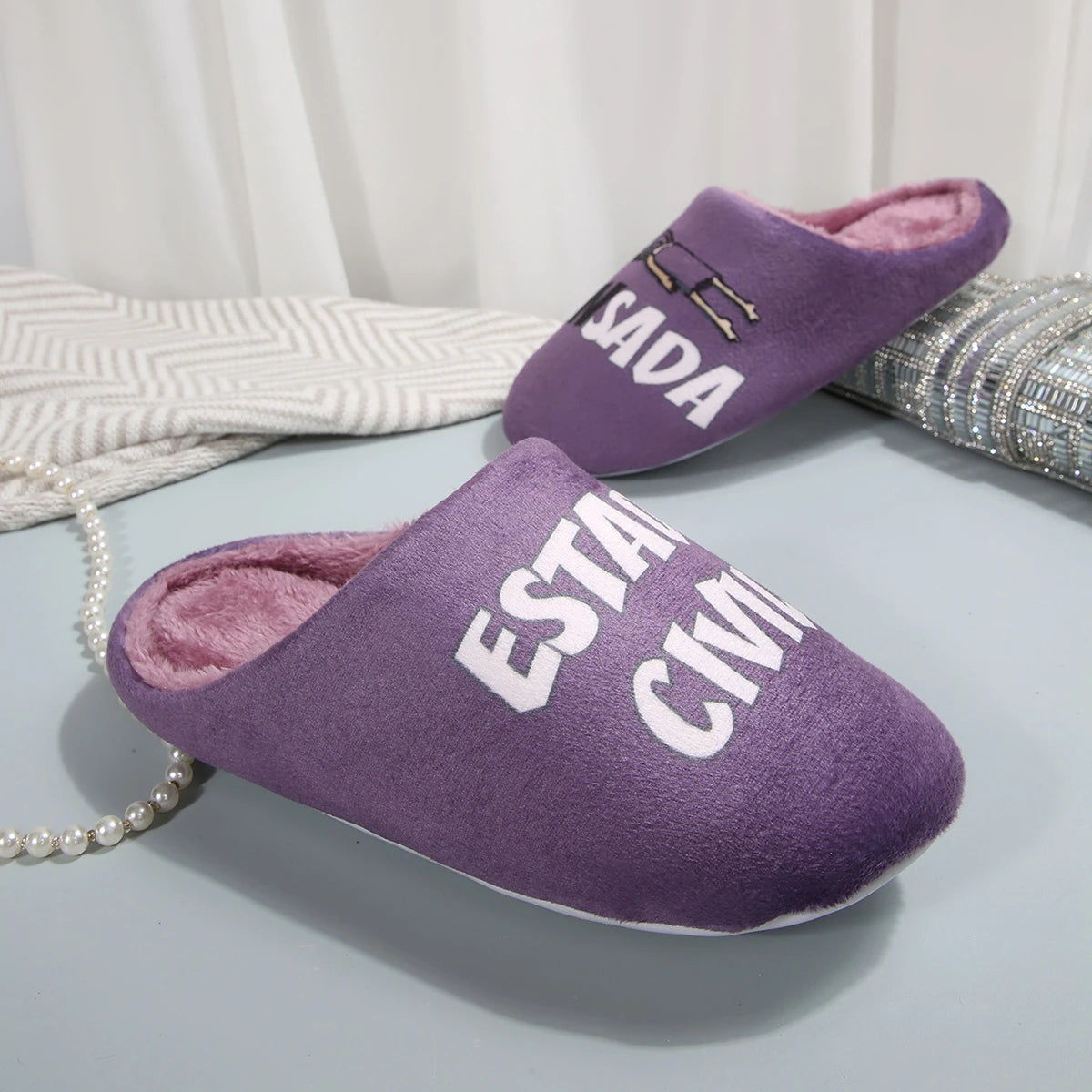 Women's 2026 Winter High Quality Short Plush Slippers Fashion Letter Printed Indoor Slippers Comfortable Non-slip Warm Mules