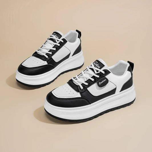 Breathable white sneakers in Korean style, versatile thick-soled height-increasing sports and casual sneakers, trendy shoes