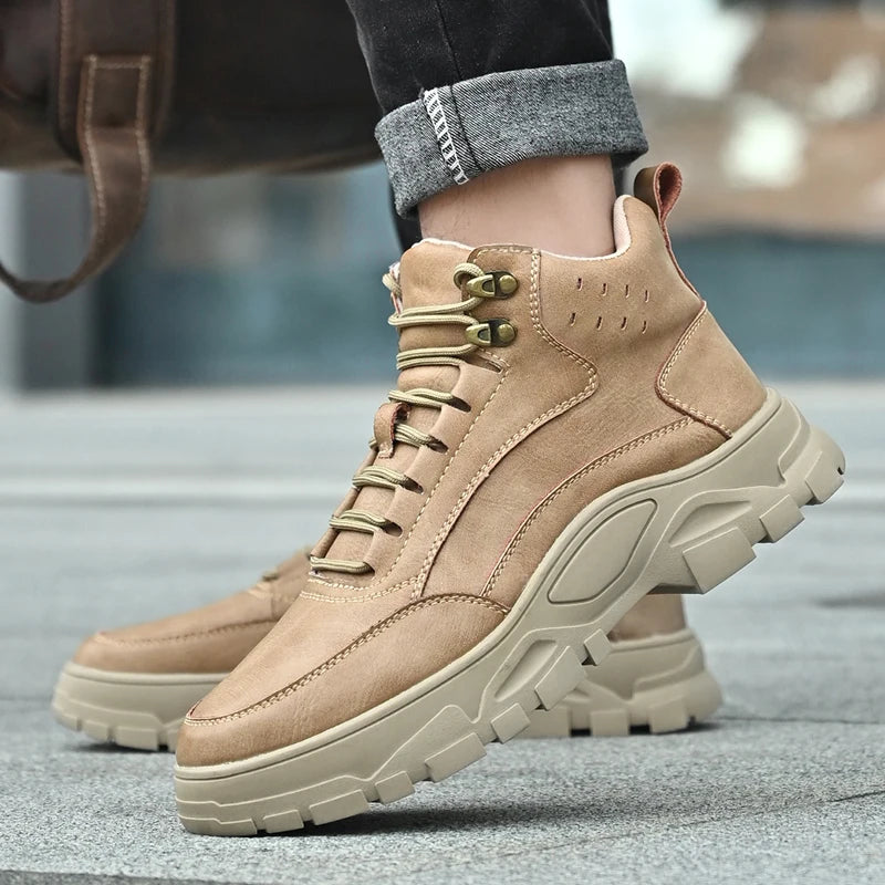 New 2025 Handmade Leather Boots Men Casual Shoes botas Design Sneakers Man Comfortable Leather Shoes Men Ankle Boots Outdoor