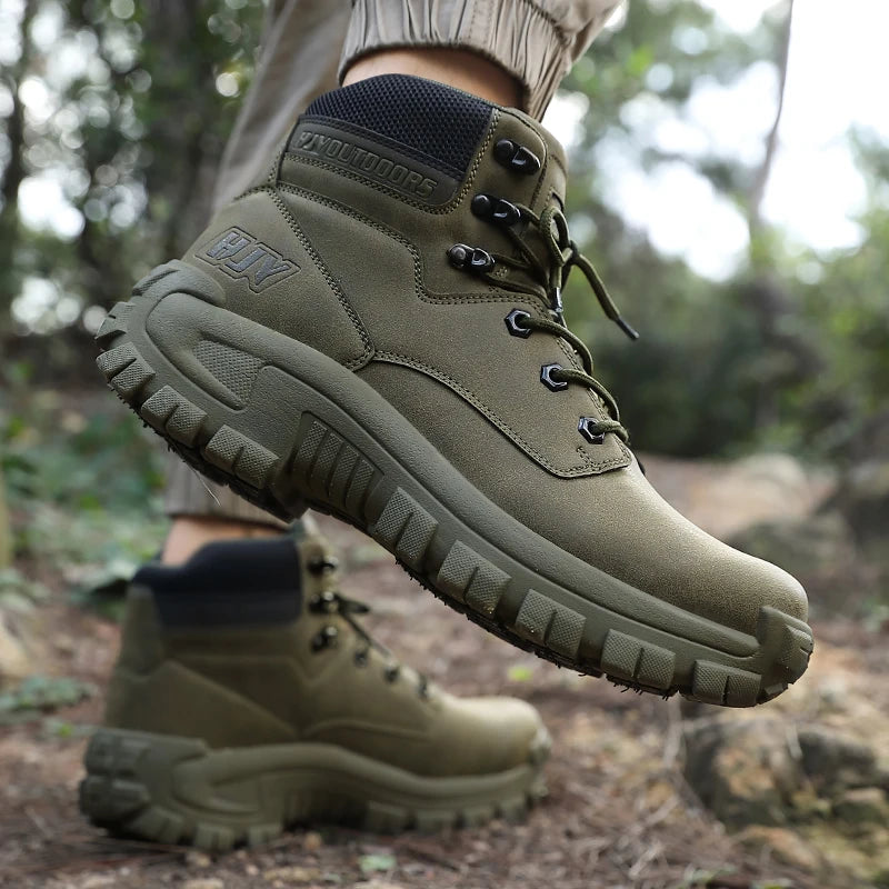 New Outdoor Training Hiking Footwear Men's High Top Sports Shoes Autumn and Winter Large Work Boots 39-47