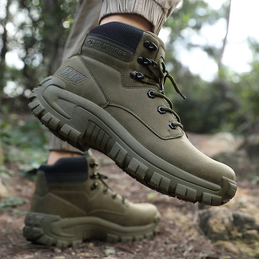 New Outdoor Training Hiking Footwear Men's High Top Sports Shoes Autumn and Winter Large Work Boots 39-47