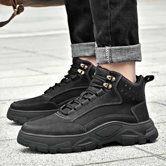 New 2025 Handmade Leather Boots Men Casual Shoes botas Design Sneakers Man Comfortable Leather Shoes Men Ankle Boots Outdoor