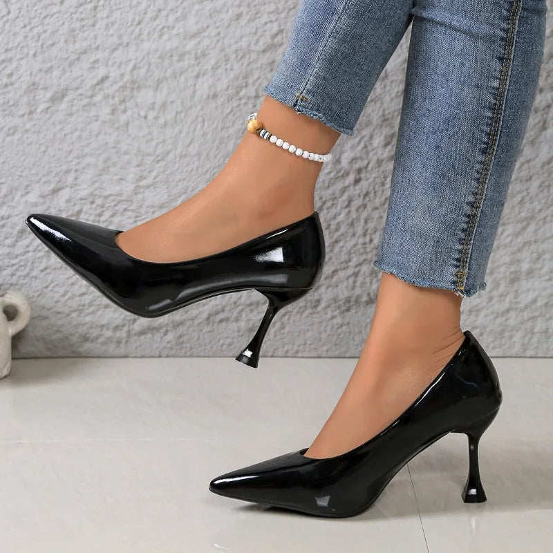 Slip-on Sneakers Autumn New Pointed Toe Light-mouth Patent Leather Wear-resistant Slip Slim Heel Shoes