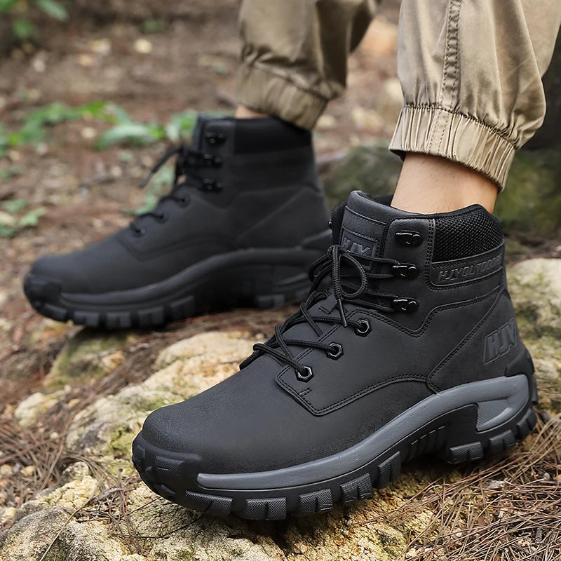 New Outdoor Training Hiking Footwear Men's High Top Sports Shoes Autumn and Winter Large Work Boots 39-47